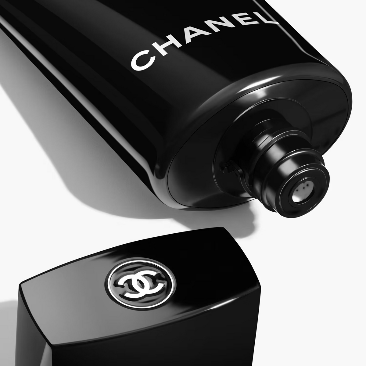 Chanel Masque Exfoliant Au Camélia Tube 150ml - view 2