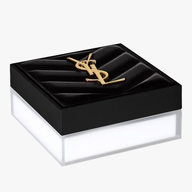 Yves Saint Laurent All Hours Hyper Blur