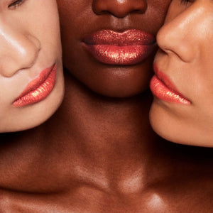 Tom Ford Soleil De Feu Spark Lip Balm - Sun Spark on lips
